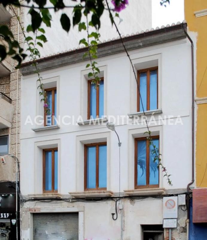Propiedades en venta y alquiler en España photo 3