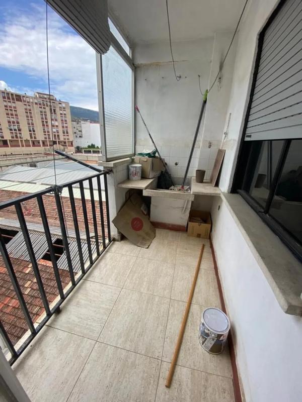 Budynek Mieszkalny o powierzchni 850m2 na sprzedaż w Alcoy photo 1
