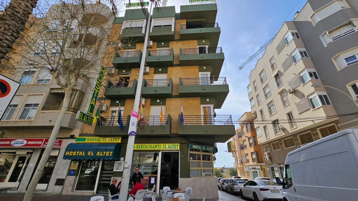 Propiedades en venta y alquiler en España photo 5