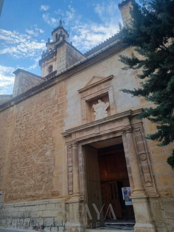 Propiedades en venta y alquiler en España photo 1