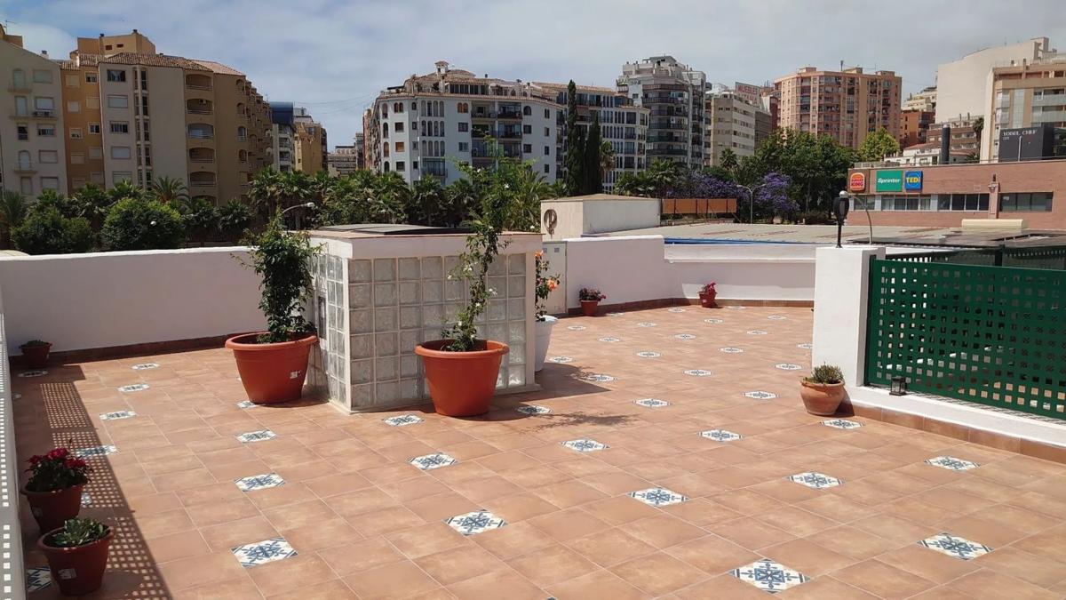 Propiedades en venta y alquiler en España photo 1