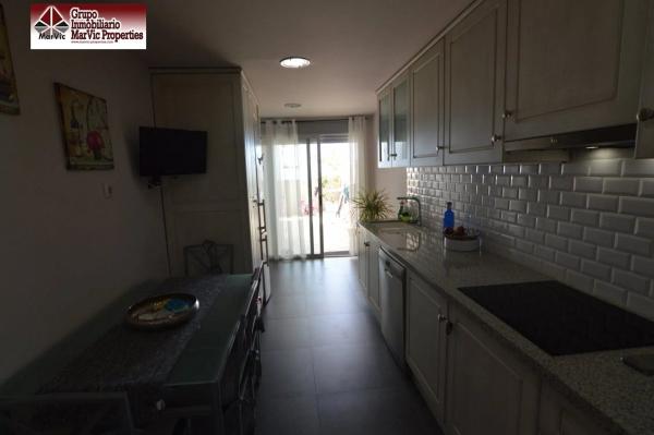 Piso en venta en Zona de Mascarat, Altea thumbnail 1
