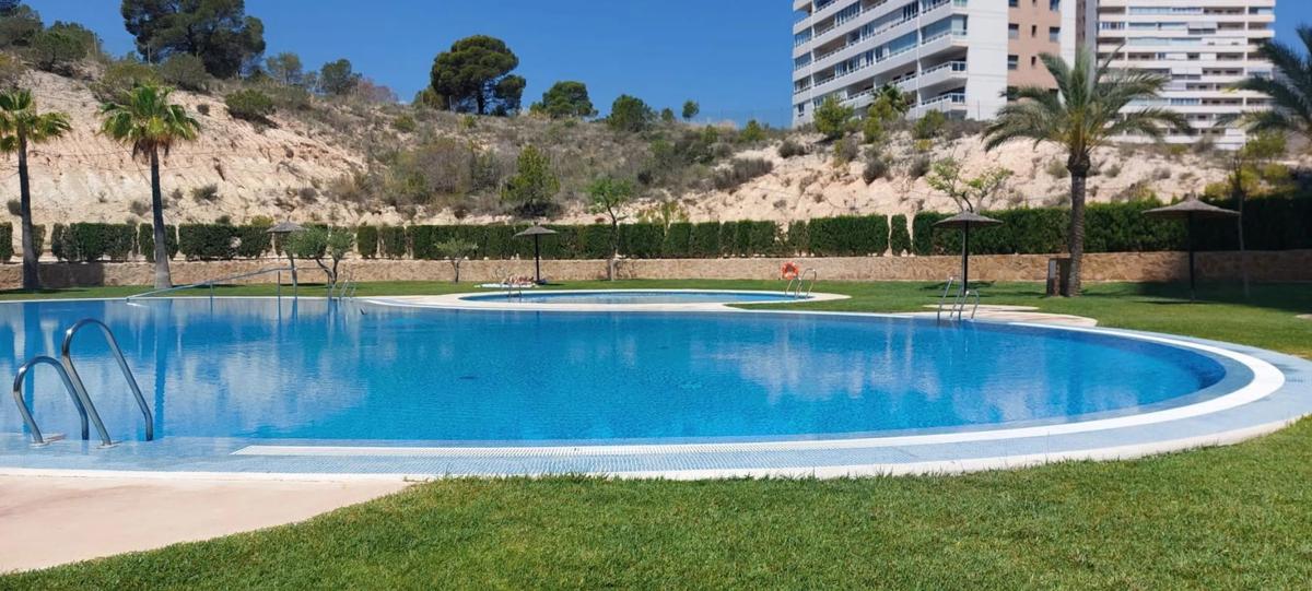 Sprzedaż mieszkania w Calle Presidente Adolfo Suárez, Benidorm
 photo 4