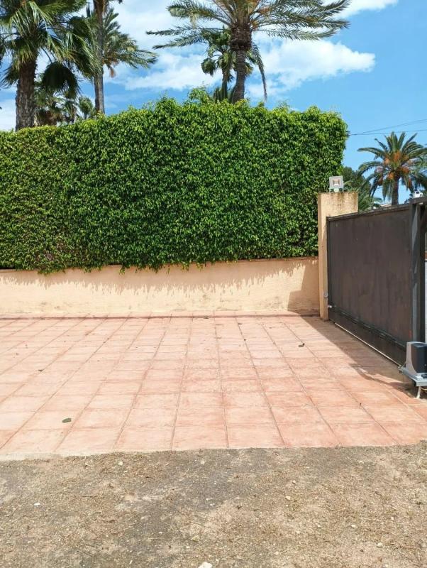 Properties for sale and rent in Spain photo 3