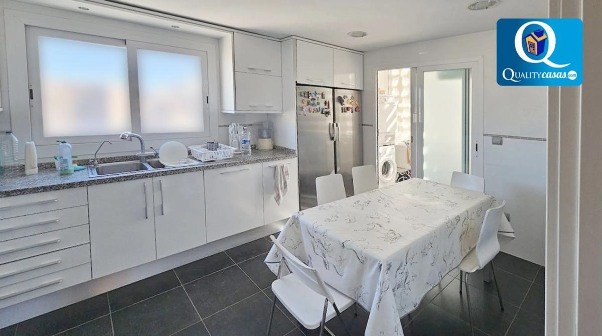 Venta de piso en Playa de Levante, Benidorm
photo 5