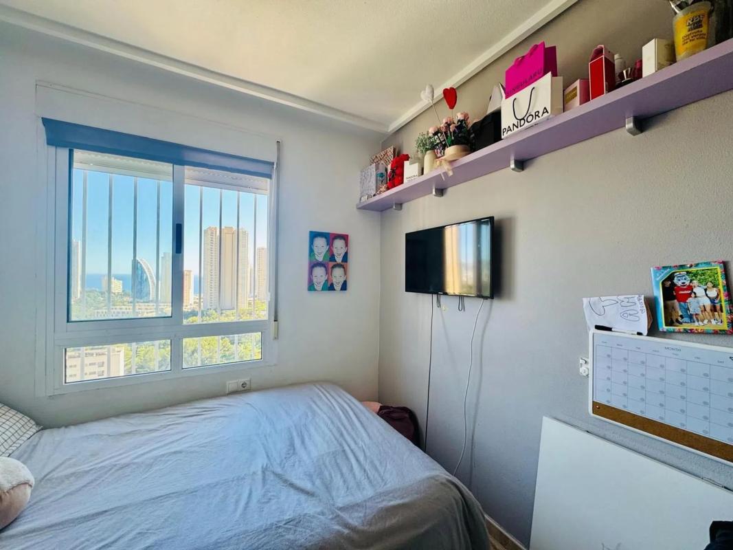 Sale of apartment in Calle Presidente Adolfo Suárez, Benidorm
 photo 5