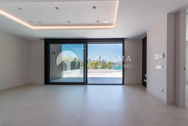 Duplex en venta en Pueblo Levante, Benidorm photo 2