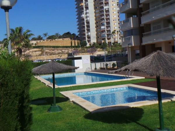 Mieszkanie na sprzedaż w  Calle Presidente Adolfo Suárez, Benidorm photo