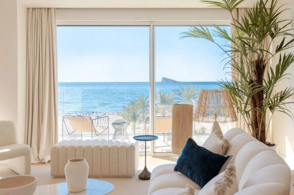 Piso en venta en  Playa de Poniente, Benidorm photo 2