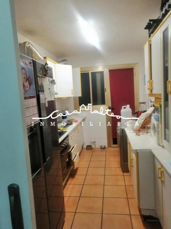Venta de ático en Pueblo Levante, Benidorm photo 1