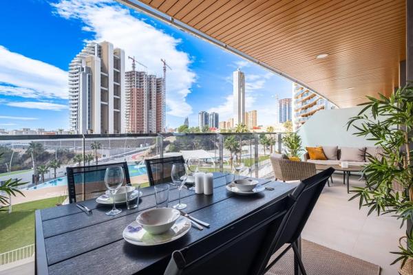 Apartment for sale in  Playa de Poniente, Benidorm photo 2