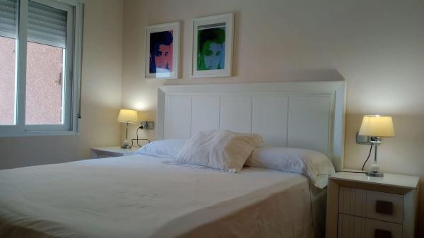 Apartment for sale in  Playa de Levante, Benidorm photo 2