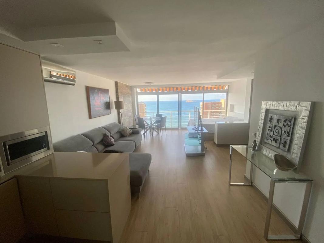 Sale of apartment in Avenida del Mediterráneo, Benidorm
 photo 2