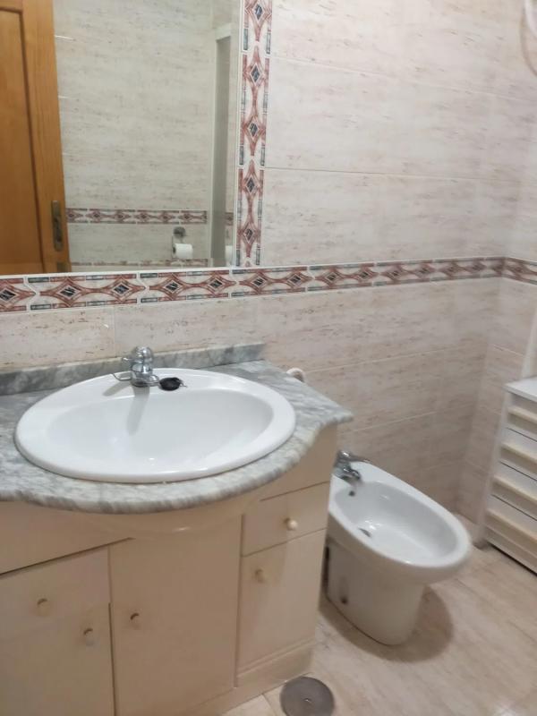 Sprzedaż mieszkania w Calle Patricio Sami, 72, Torrevieja
photo 1