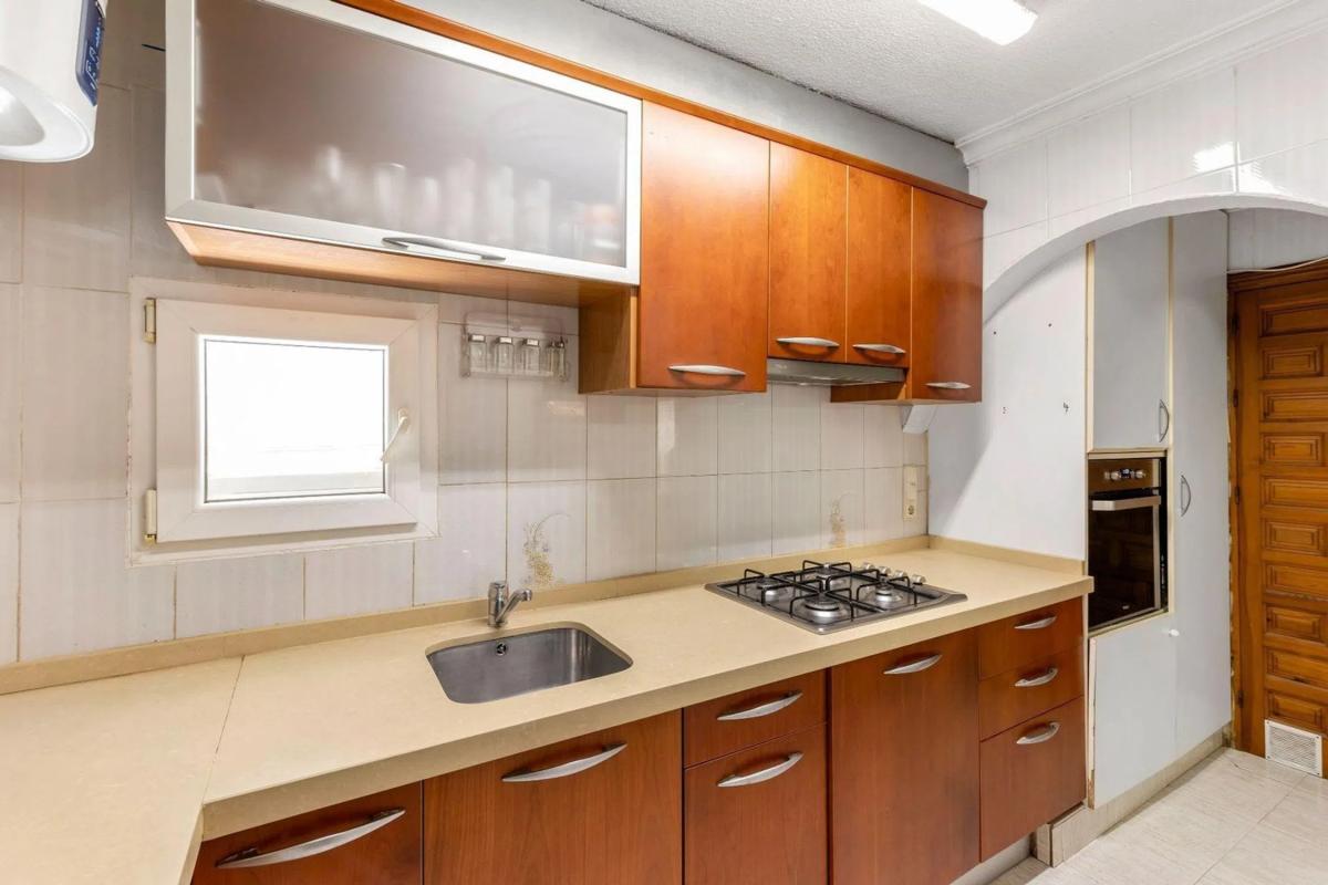Properties for sale and rent in Spain photo 4