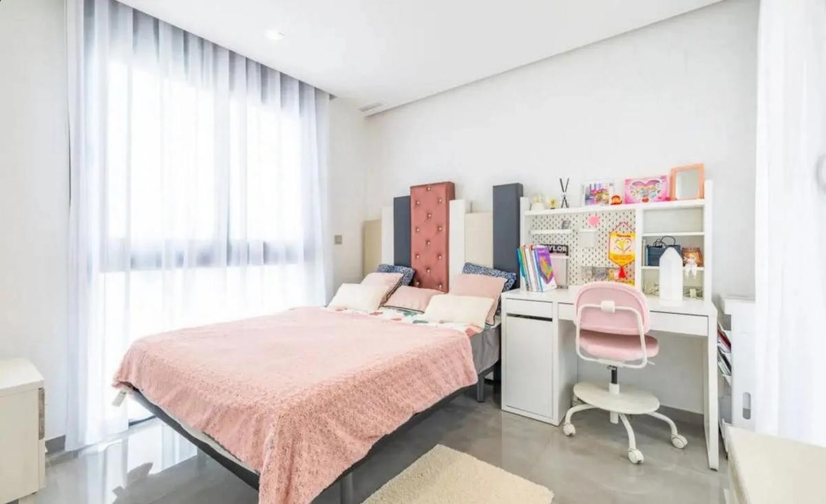 Properties for sale and rent in Spain photo 2