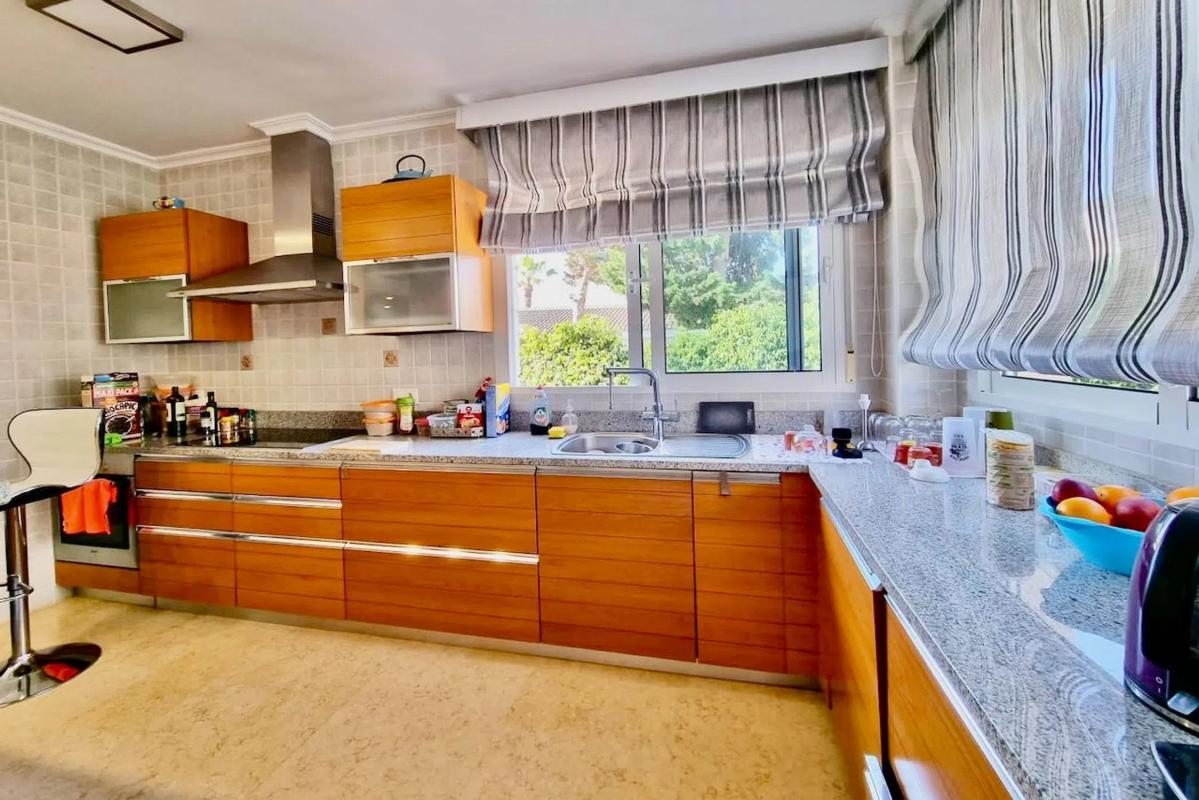 Properties for sale and rent in Spain photo 4