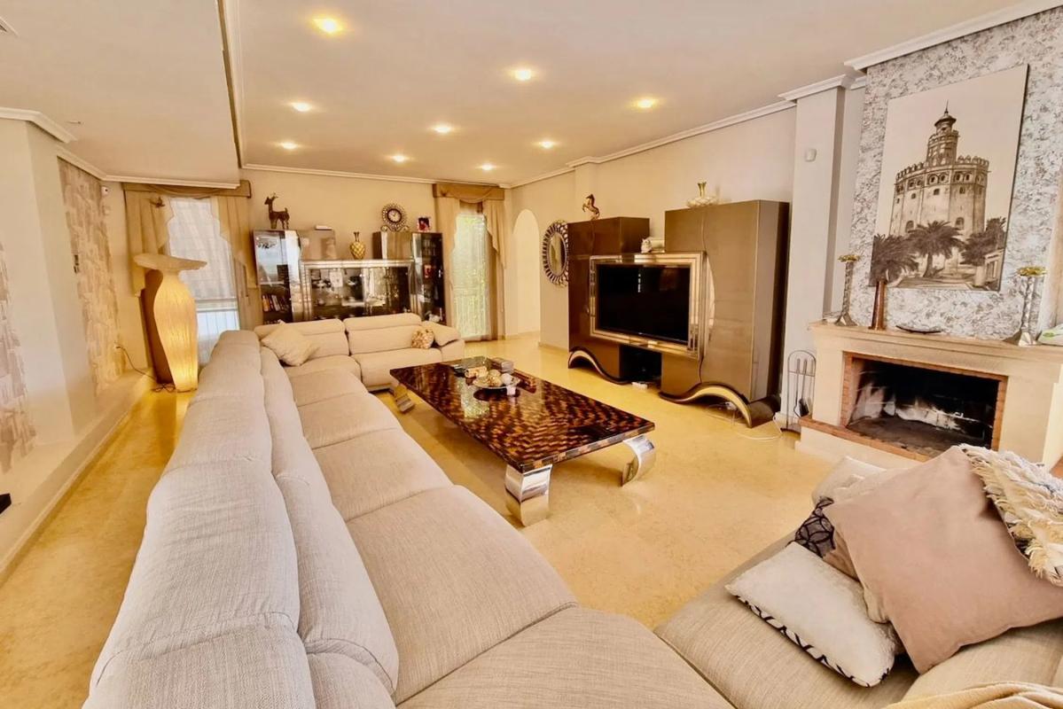 Properties for sale and rent in Spain photo 5