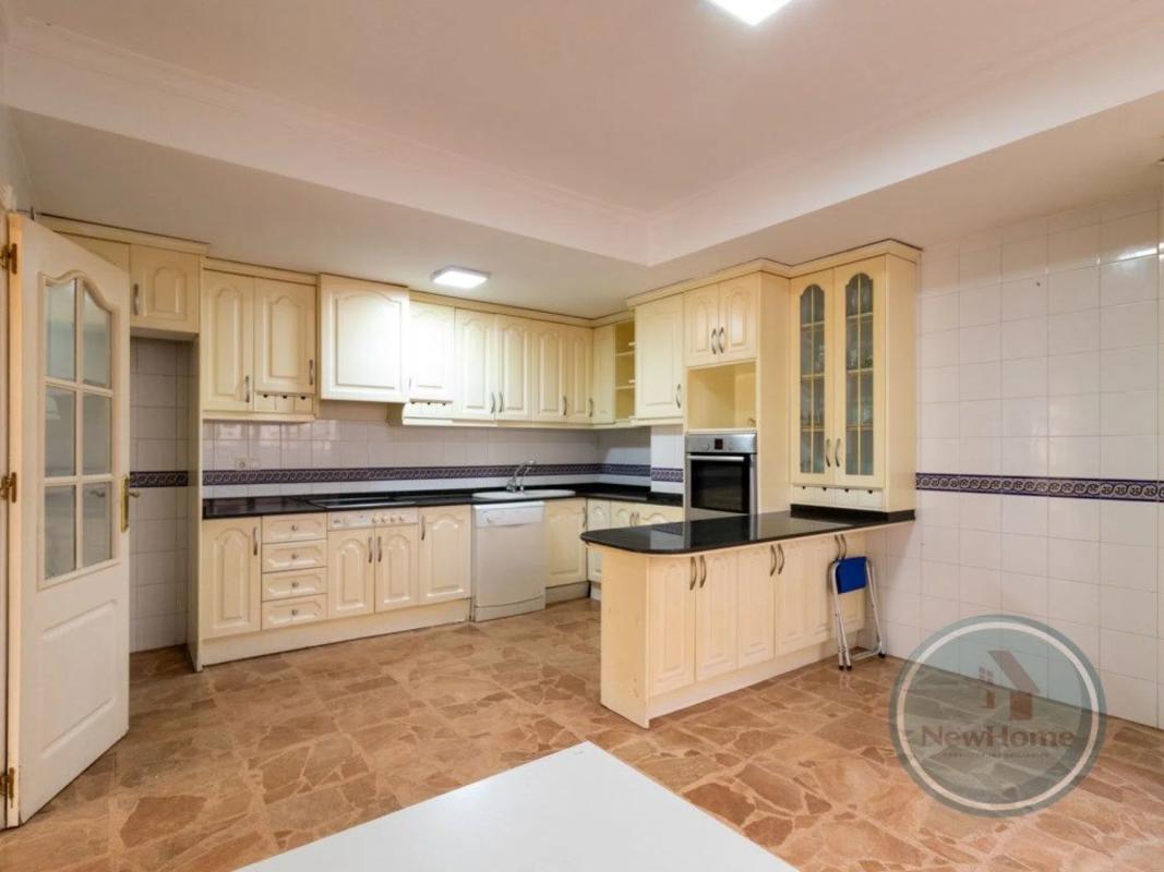 Venta de piso en Barrio Centro - Muelle Pesquero, Torrevieja
photo 2