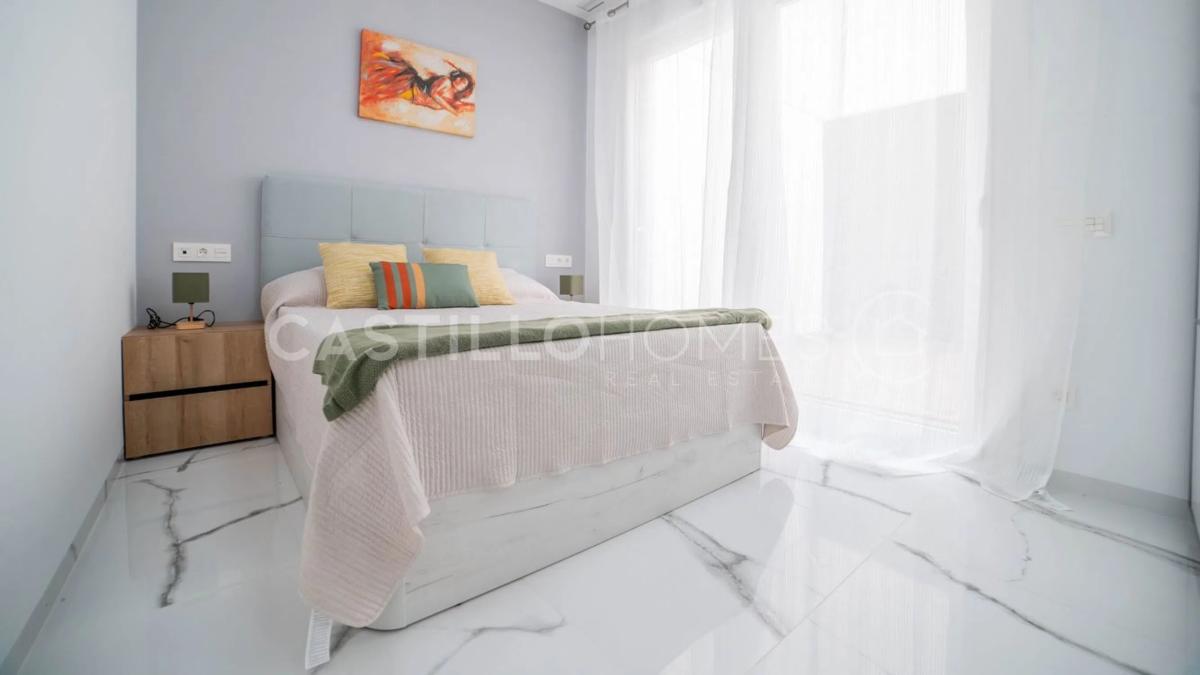 Venta de piso en Avenida de la Purisima, 5, Torrevieja
photo 5