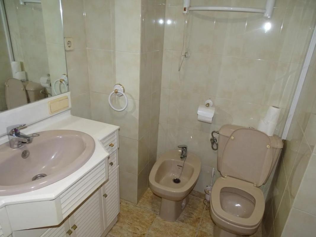 Venta de piso en Barrio Centro - Muelle Pesquero, Torrevieja
photo 2