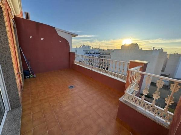 Пентхаус на продажу в  Barrio El Molino, Торревьеха photo 1