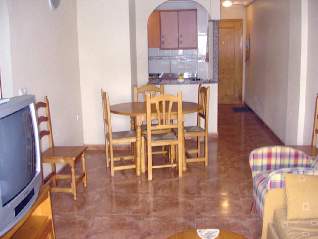 Sprzedaż mieszkania w Calle Emigdio González, 17, Torrevieja
photo 1