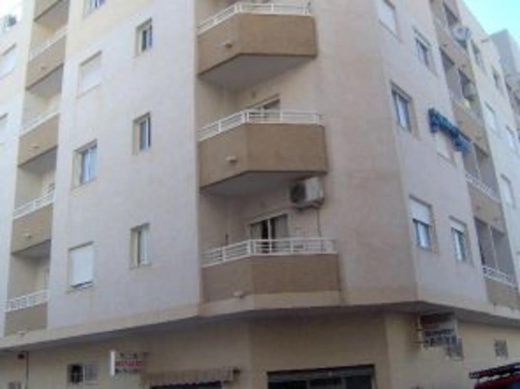 Sprzedaż mieszkania w Calle Emigdio González, 17, Torrevieja
photo 3