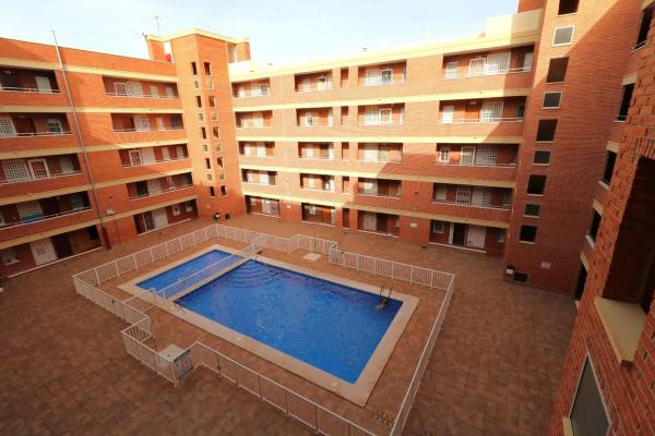 Apartment for sale in  Barrio Playa de los Náufragos, Torrevieja photo 4