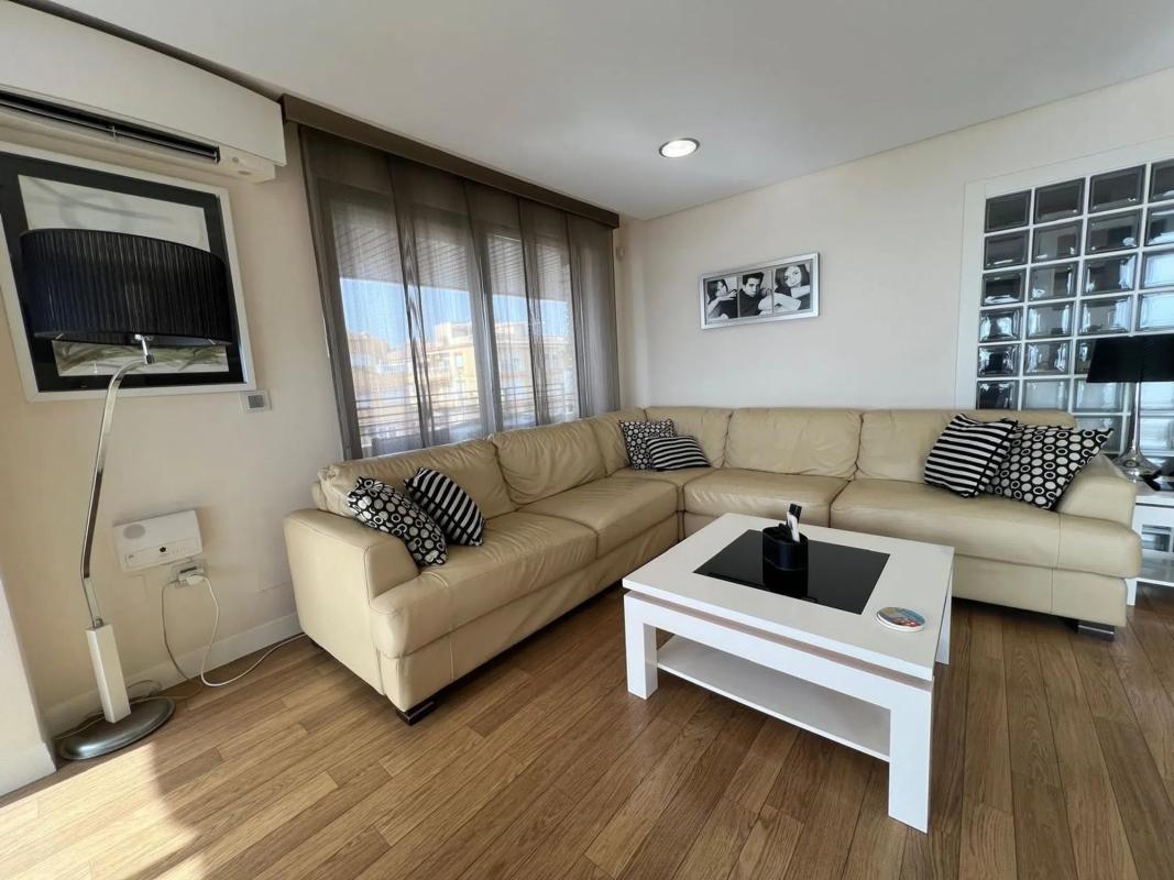 Продажа квартиры на Avenida De Don Juan de Austria, 10, Торревьеха
photo 3