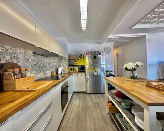Apartment for sale in  Barrio El Acequión, Torrevieja photo 3