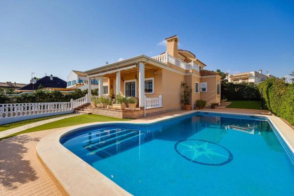 Casa independiente photo 1