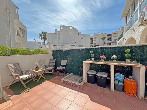 Chalet adosado en calle Segovia, 59 thumbnail 1