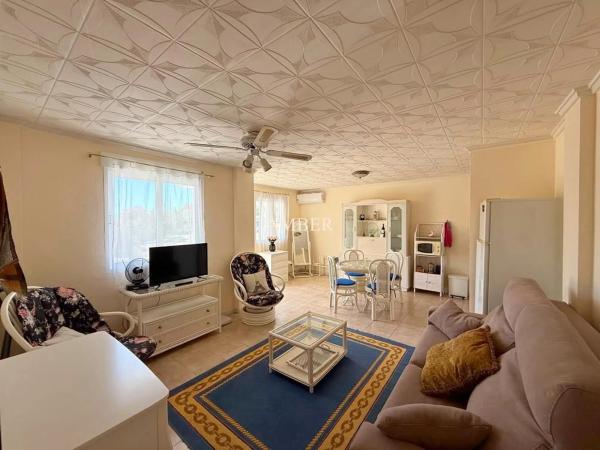 Chalet adosado en avenida Notario Juan José Martinez Román, 354 thumbnail 2