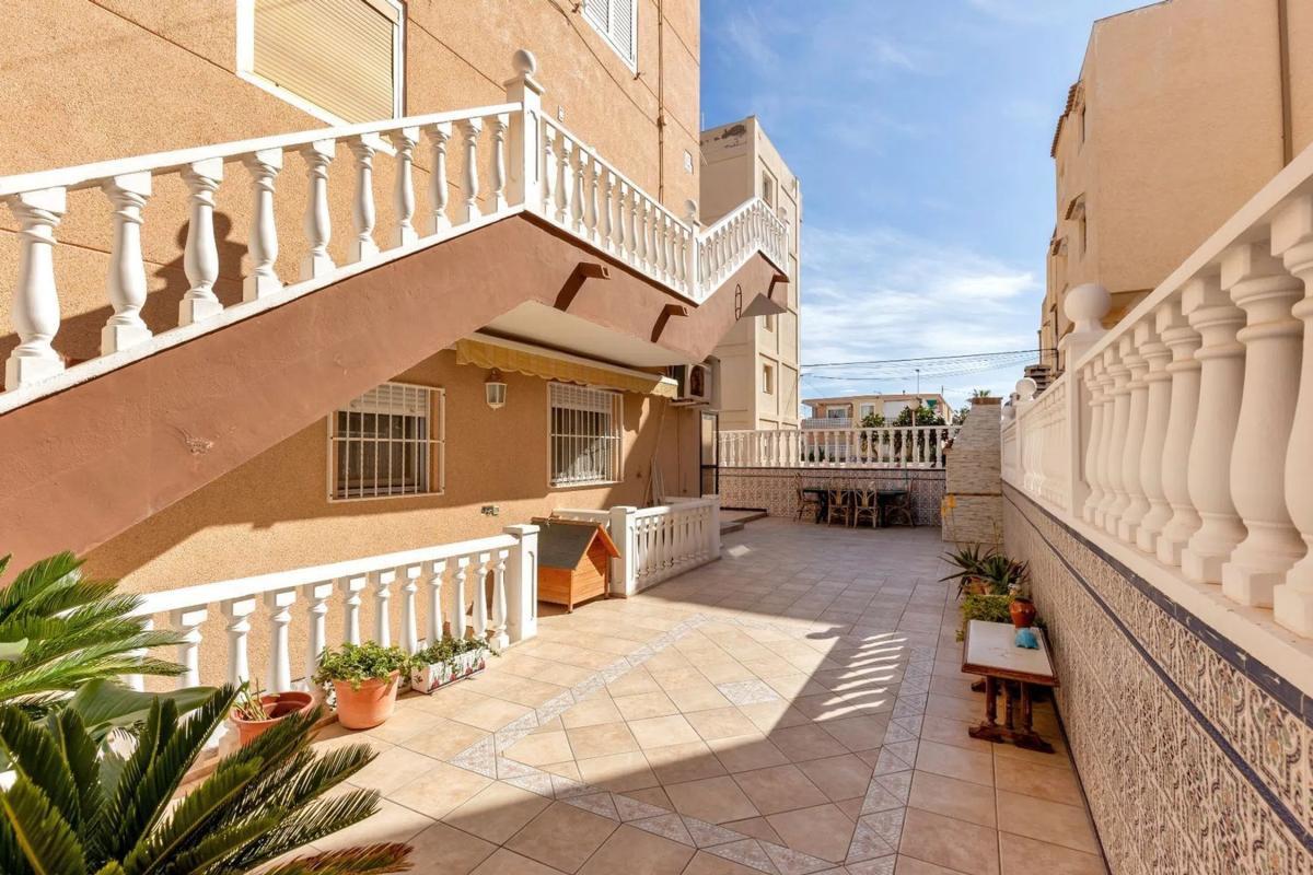 Propiedades en venta y alquiler en España photo 3