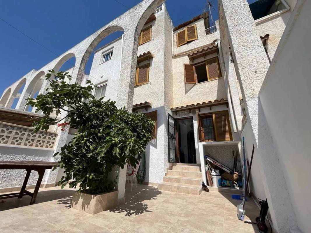 Venta de duplex en Barrio Nueva Torrevieja, Torrevieja photo 1