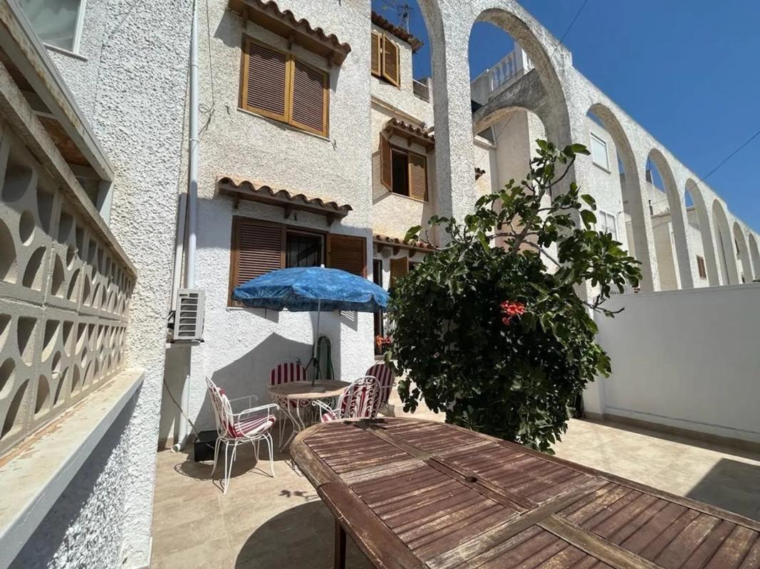 Venta de duplex en Barrio Nueva Torrevieja, Torrevieja photo 2