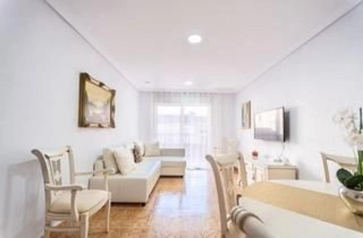 Продажа квартиры на Calle Moriones, Торревьеха
 photo 2