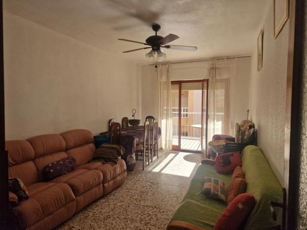 Venta de piso en Calle Ulpiano, 71, Torrevieja
photo 1