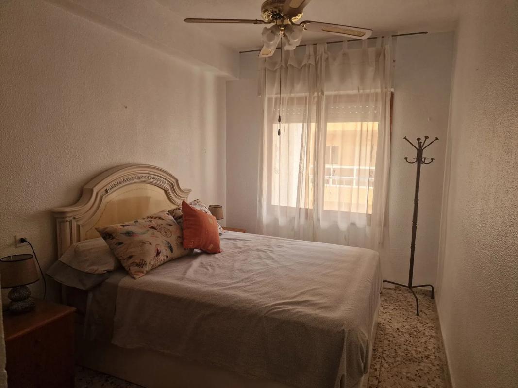 Venta de piso en Calle Ulpiano, 71, Torrevieja
 photo 2