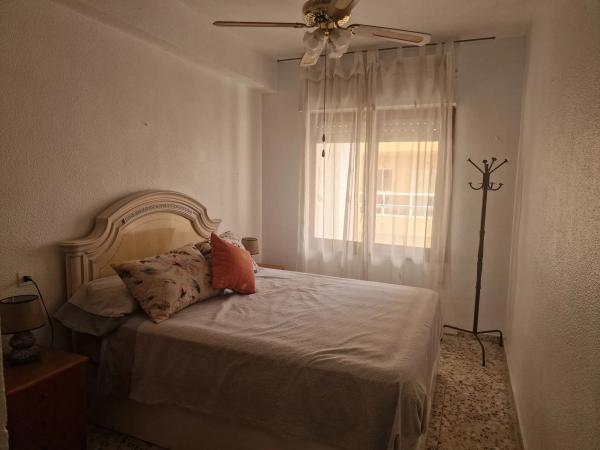 Venta de piso en Calle Ulpiano, 71, Torrevieja
thumbnail 2