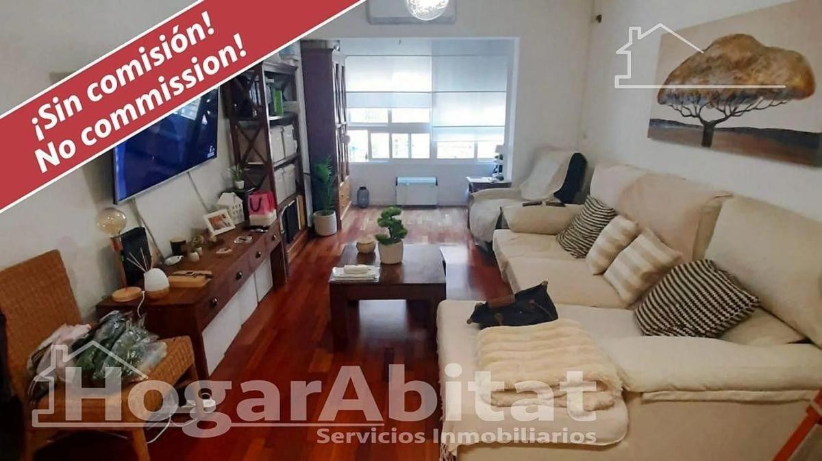 Sale of apartment in Calle Ramón Gallud, Torrevieja
photo 1