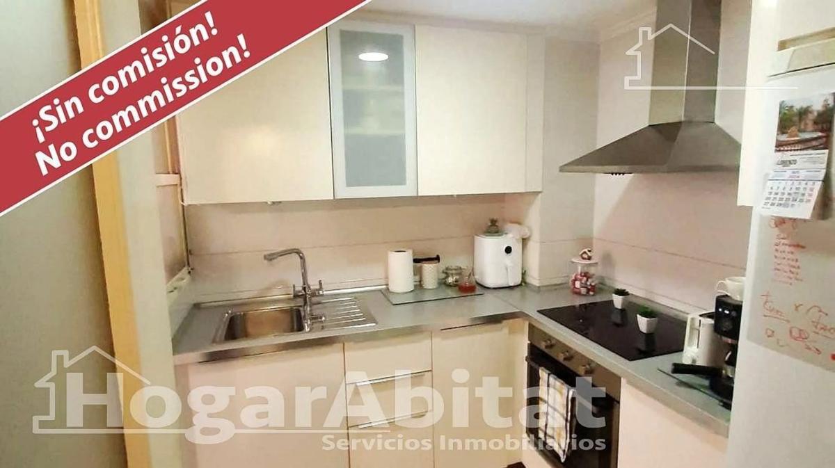 Sale of apartment in Calle Ramón Gallud, Torrevieja
photo 2