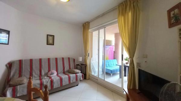 Sale of flat in Barrio Avenida Habaneras - Curva de Palangre, Torrevieja
 photo 3