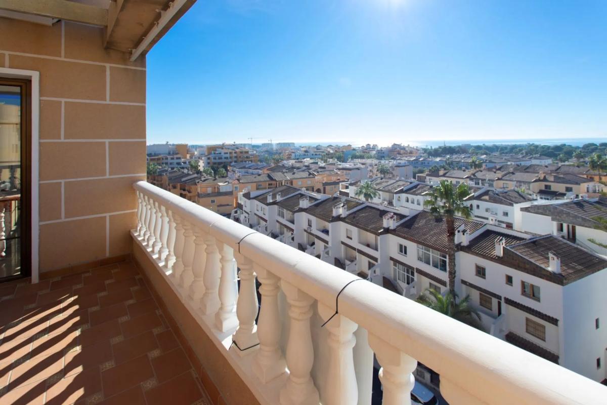 Продажа квартиры на Avenida de las Olas, Торревьеха
photo 4
