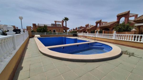 Chalet independiente en venta en Barrio El Molino, Torrevieja thumbnail 2