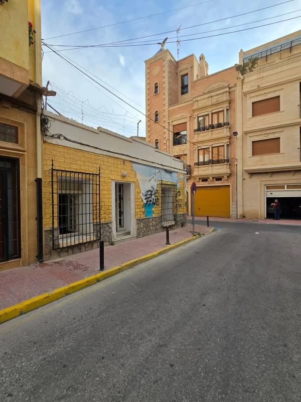 Properties for sale and rent in Spain photo 2