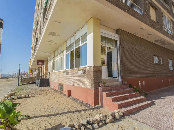 Квартира на продажу на  Calle del Mar, Торревьеха photo 1
