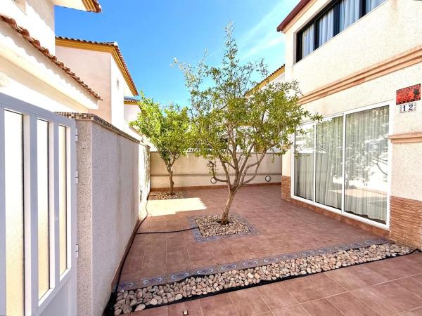 Chalet adosado en calle Morera, 129 photo 4