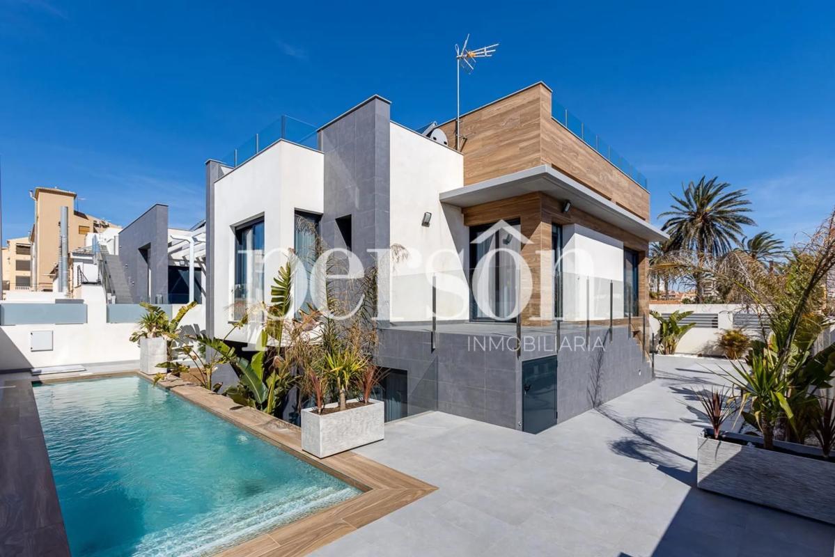 Properties for sale and rent in Spain photo 3
